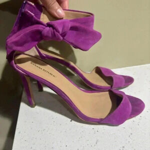 Banana republic heels